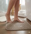 画像2: バスマット 速乾 ホテル仕様 60×40cm【ENILNO エニルノ】吸水 足拭きマット 洗える 耐久性 快適 無地 ブラウン 大判 浴室マット カラリスパ j-vague (2)