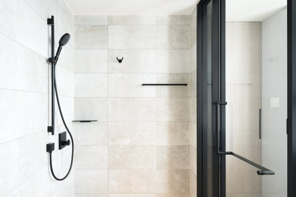 画像3: ユニオン　PRE-G300-01　プレガノ　シャワーブースハンドル　ホテル客室用金物　サニタリー バス　1セット（内外） (3)