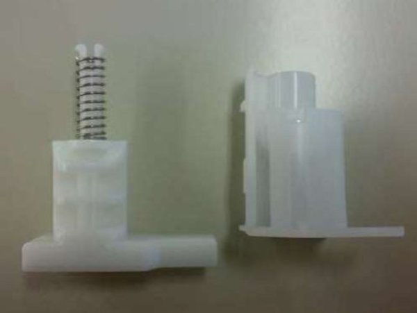 画像1: GYB516000689  FIX- K38284YK【PANASONIC　AWE】SO折戸WT下戸車 (1)