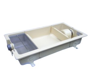 画像1: TOSC-1050SM【プレパイ工業株式会社】蓋付　浅型グリーストラップ『パイプ流入型』　FRP製　厨房用　200Ｈ　52L　 (1)