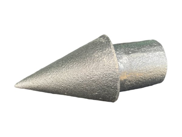 画像1: TB3003  鉄鋳物製の 矢じり 井戸掘り部品 (1)